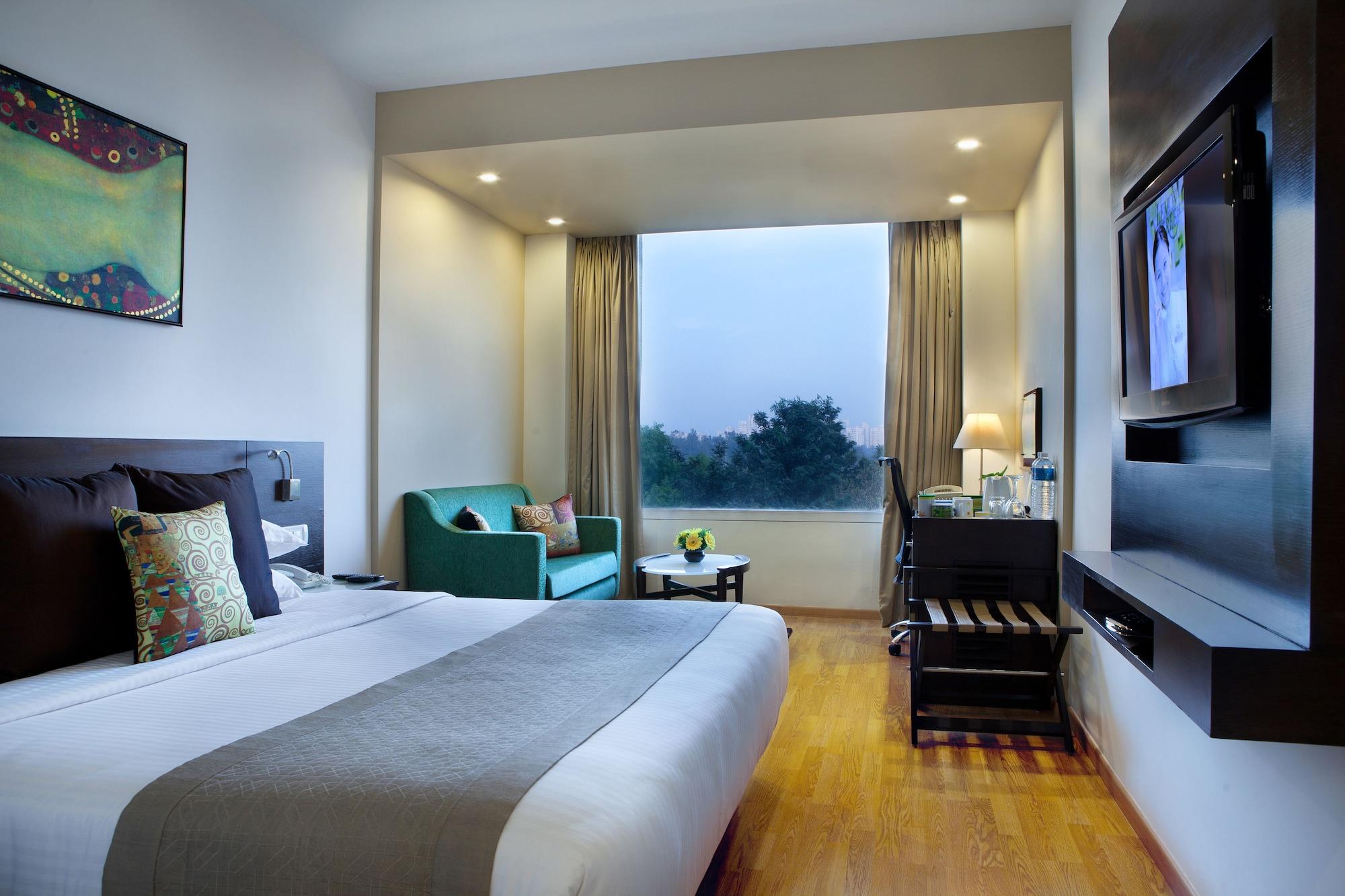 Lemon Tree Hotel 4*