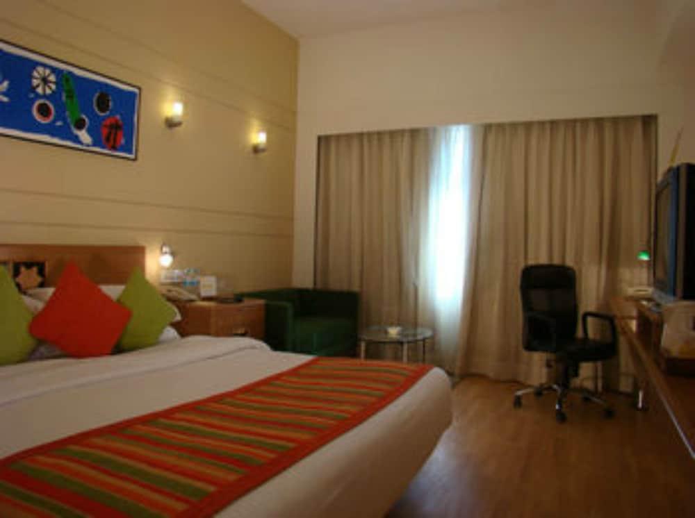 Lemon Tree Hotel