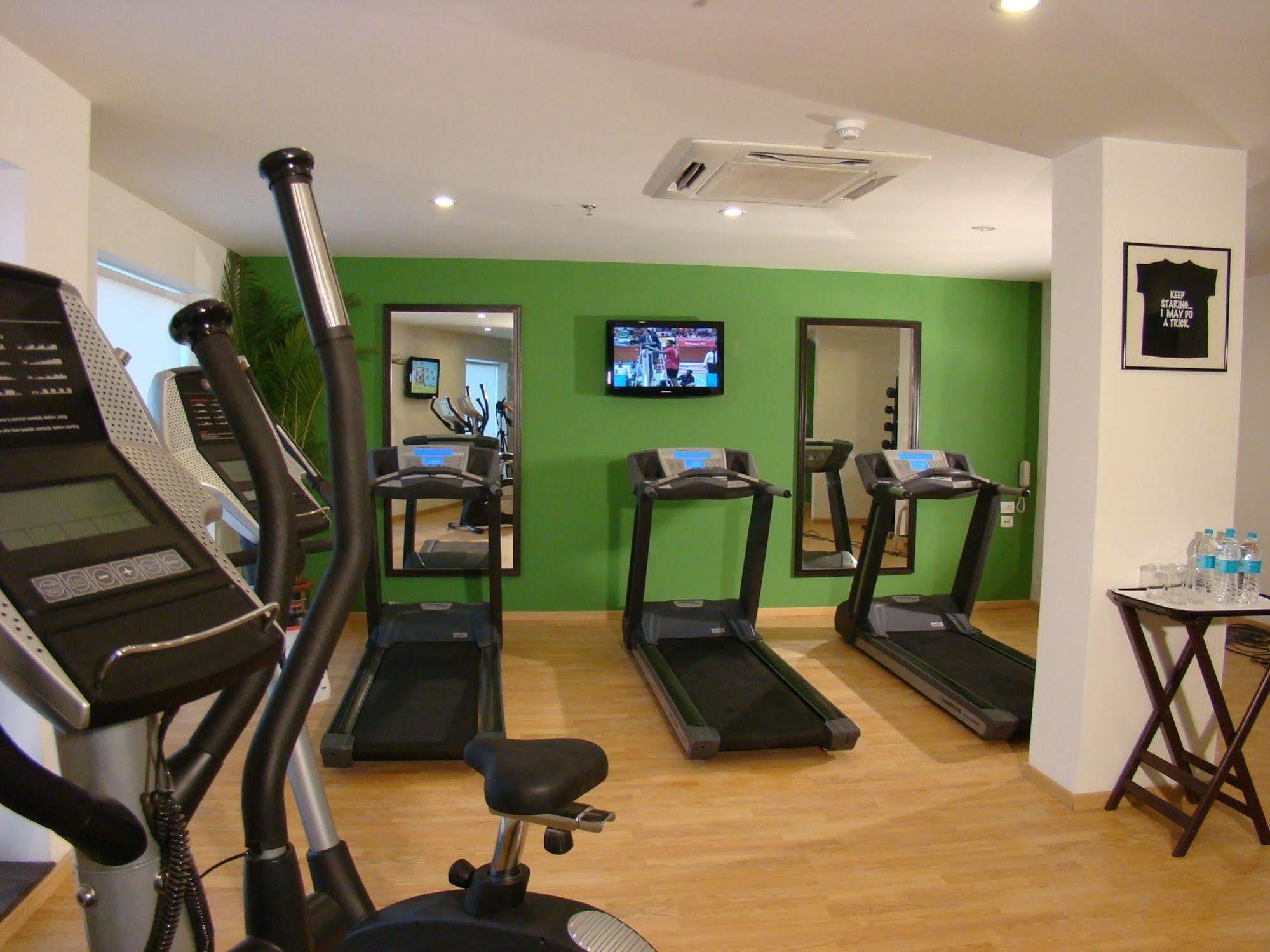 Lemon Tree Hotel 4*
